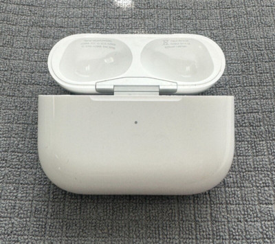 Replacement Genuine Charging Case for Apple AirPods Pro (2nd Gen) USB-C