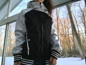 adidas softshell snowboard jacket