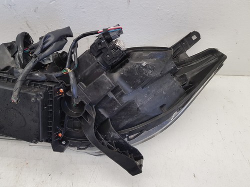 2020 MITSUBISHI SHOGUN SPORT MK3 FRONT RIGHT DRIVER SIDE HEADLIGHT OEM 8301C796 - Picture 14 of 16