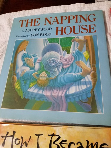 4 books, Napping house,wheres teddy, became a pirate, little mouse straw & bear - Foto 5 di 5