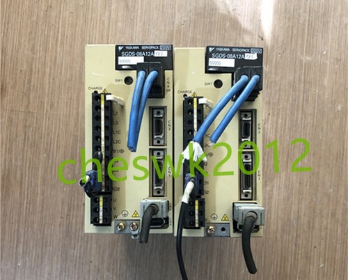 1 pz servoazionamento Yaskawa SGDS-08A12AY27 in buone condizioni - Foto 1 di 5