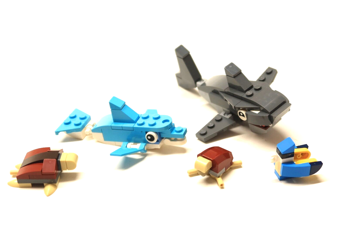 14 Lego Large Lot Pirates ship 31109 Blacksmith Minifig Skeleton