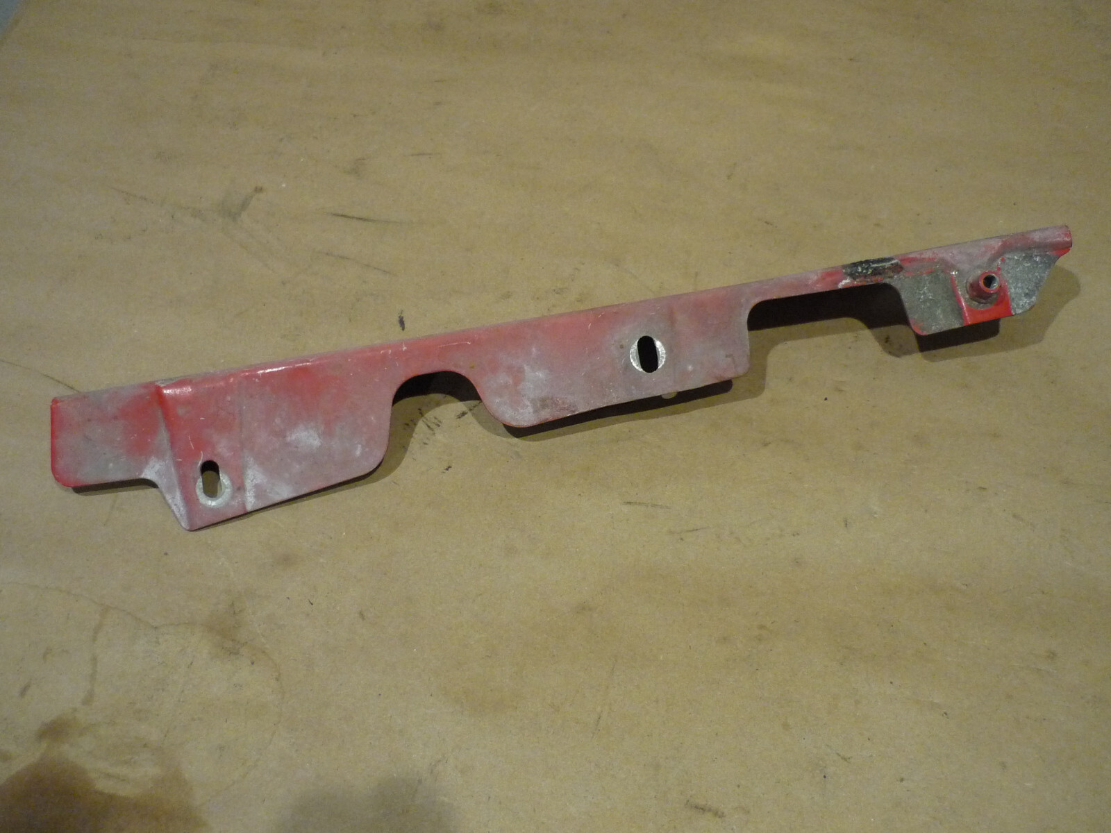 Ferrari California - LH Front Fender Lower Mounting Bracket