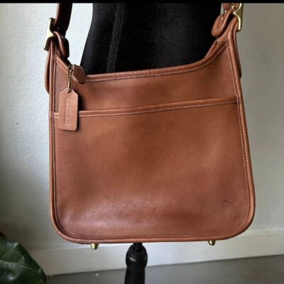 バッグ Vintage Coach Legacy Zip Bag British Tan COACH® | Vintage Legacy Zip Bag
