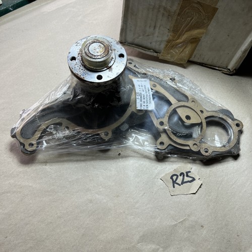 FORD GRANADA 2.3 V6 85 OEM 5011746/5011846 WATER PUMP - Picture 2 of 5
