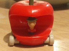McDonald's The Busy World of Richard Scarry's Lowly Worm Apple Car Vintage 1994