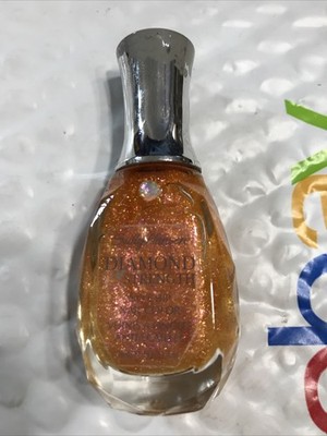 SALLY HANSEN Diamond Strength No Chip Nail Color 140 AISLE BE THERE unsealed