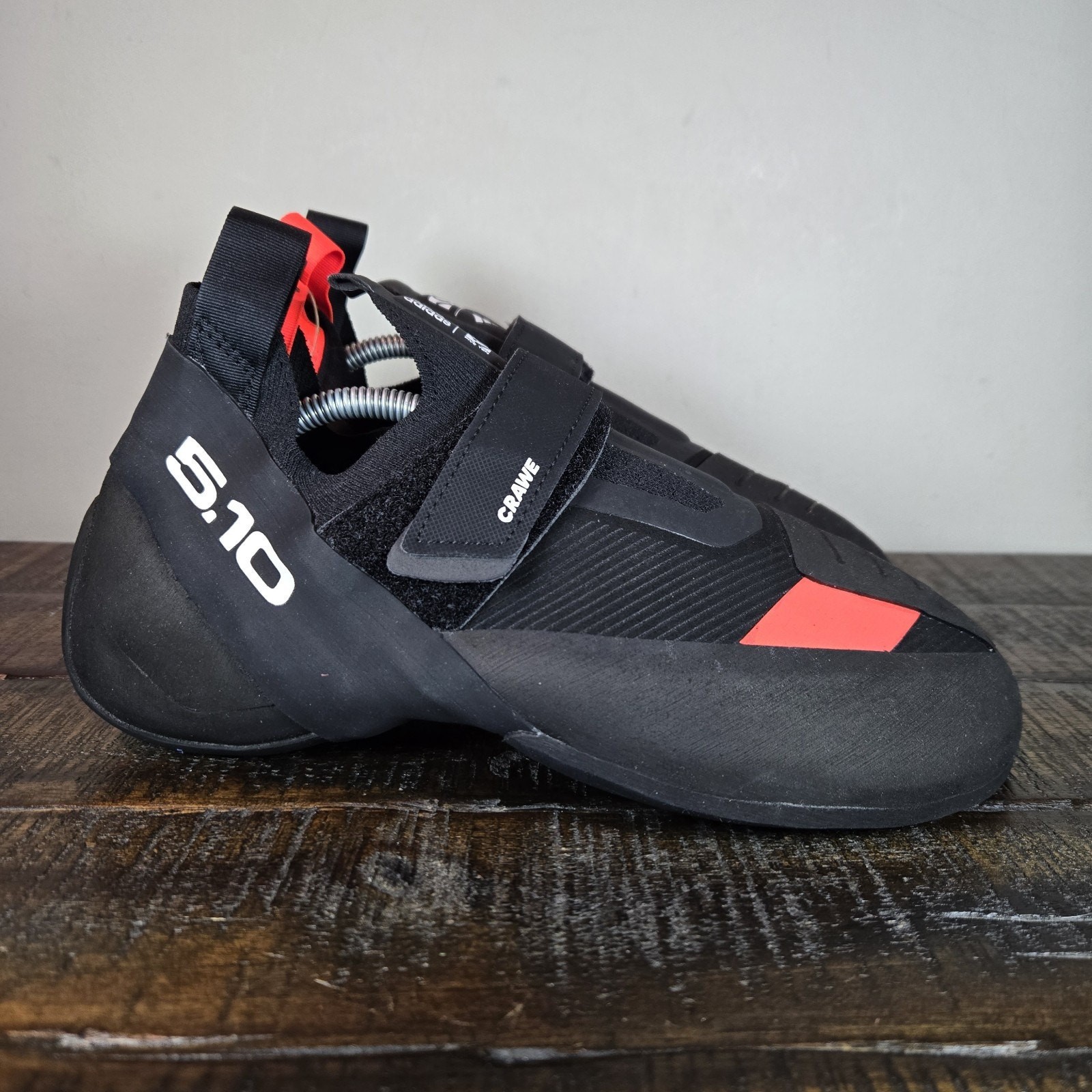 Adidas Five Ten Crawe Hombres Talla 10.5 Zapatos de Escalada Negro Cóncavo EG2370