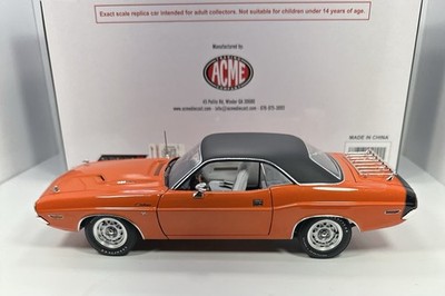 ACME 1/18 Scale 1970 DODGE CHALLENGER R/T  Incredible Color  Limited Edition 