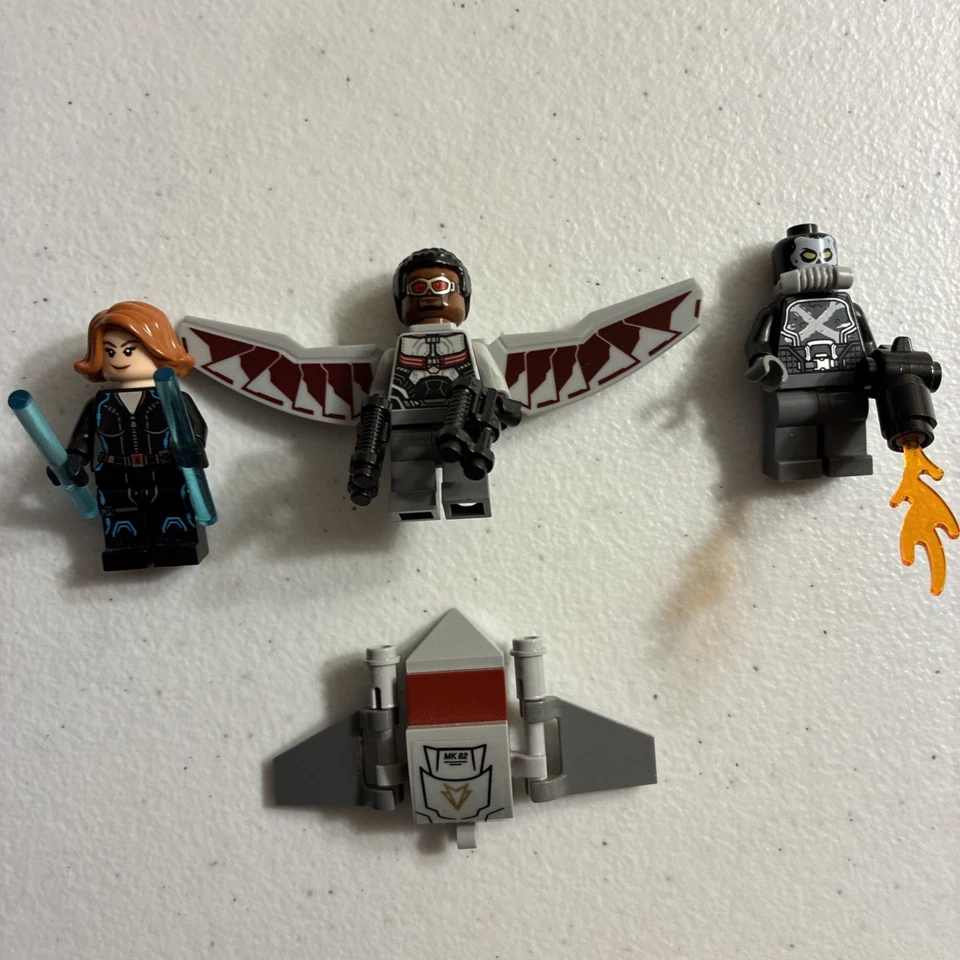 LEGO Marvel Super Heroes Crossbones' Hazard Heist 76050 - Image 2 of 4