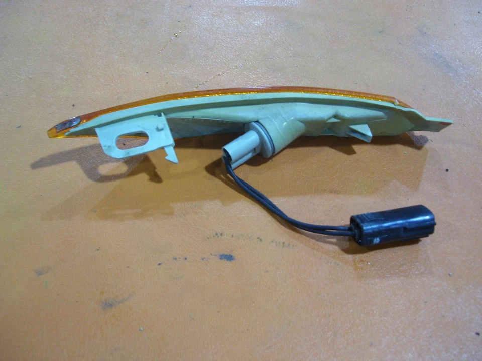 2006 Mazda RX8 RX-8 Front Marker Corner Park LIGHT LAMP Left Driver Side OEM Foto 2 de 3