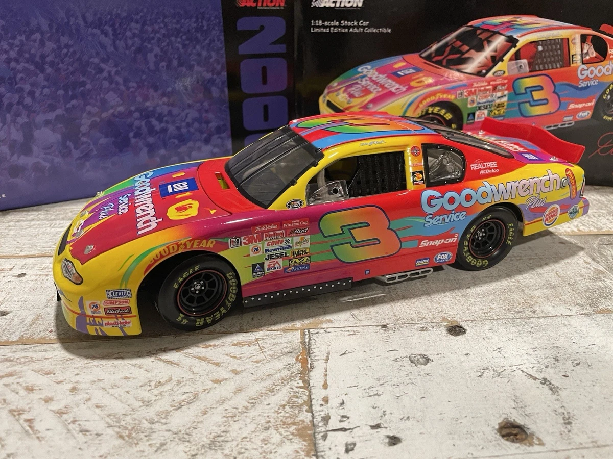 Dale Earnhardt 1:18 Scale Diecast Racing Cars 2000 Vehicle Year