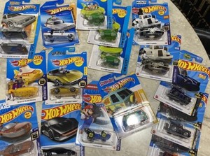 Hot Wheels Main Line, Pop Culture,  Lot All The Good Ones,mostly First Edition