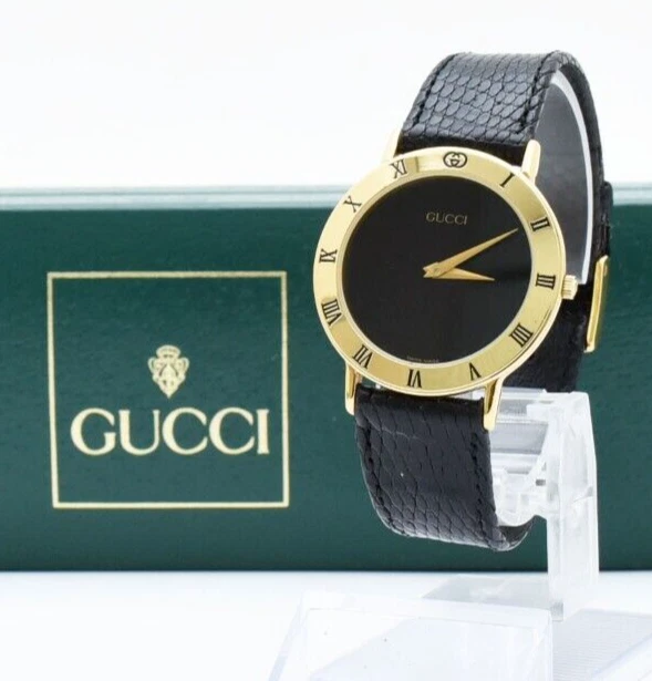 ▶️Montre homme neuve Batt【N comme neuve/boîte】 GUCCI 3000,2,M cadran noir quartz doré JAPON