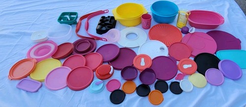 Huge Lot Of Tupperware Pieces Lids Parts Bowls Replacements