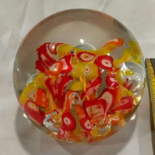 Vintage Retro GLASS HOUSE TN Hand-blown PAPERWEIGHT Orange/Red Controlled Bubble - Picture 5 of 6