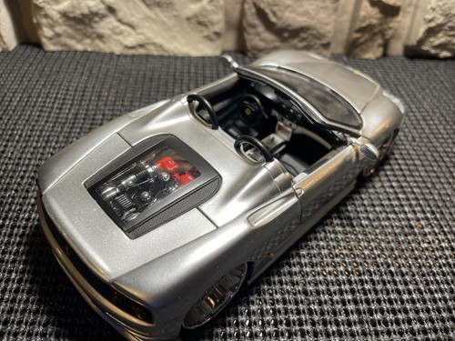 Diecast Hot Wheels FERRARI 360 SPIDER 1:24 Silver - Picture 6 of 9