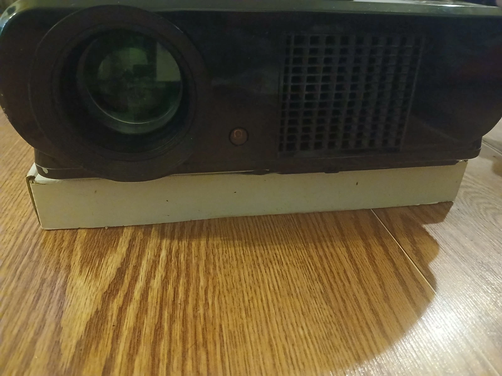 JVC DLA-X500R (DLA-RS49U) JVC DLA-X500R (DLA-RS49U)