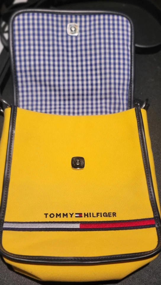Bolsa de ombro vintage Tommy Hilfiger - Imagem 2 de 4