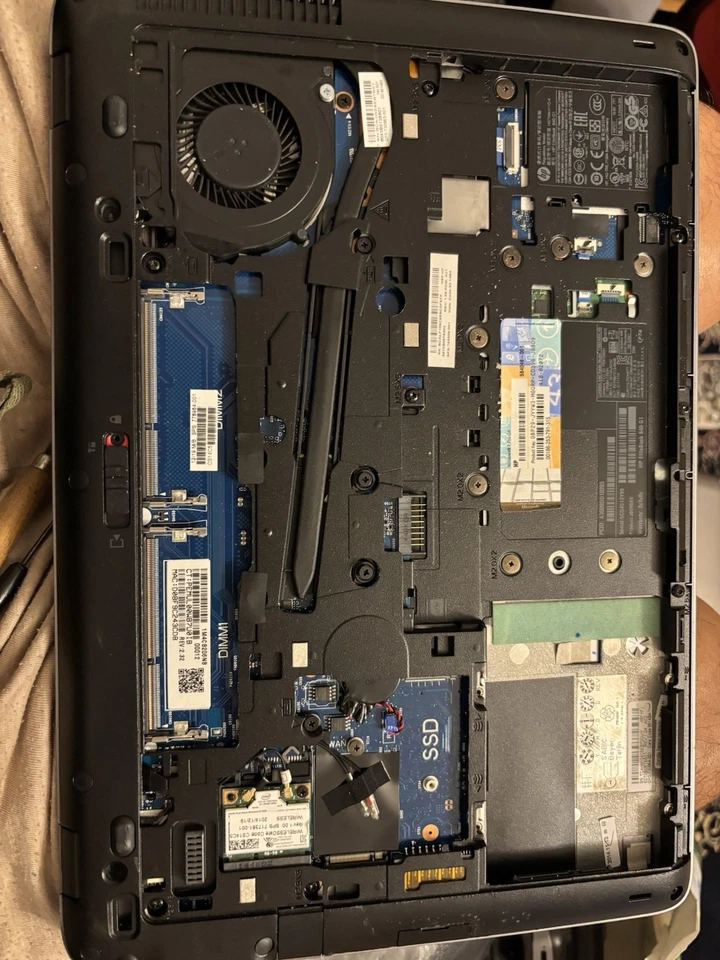 HP Laptop EliteBook 840, Intel i5 vPro für Bastler - Bild 4 von 4