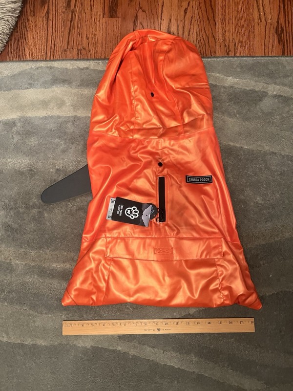 New Canada pooch Size 26” Orange Raincoat.   For Very Large Dogs