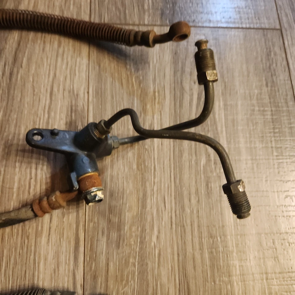 Mangueras y divisor de freno OEM para Suzuki Lt230s Quadsport. Delantero y trasero. Foto 2 de 4