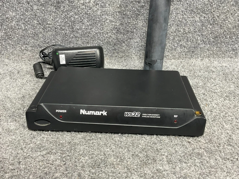 Numark WS-32 🎤 Micrófono Inalámbrico Único Sin Diversidad Micrófono de Audio Profesional Foto 2 de 4