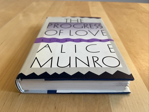 Progress of Love Alice Munro HC DJ First Edition 1986 - Picture 4 of 10