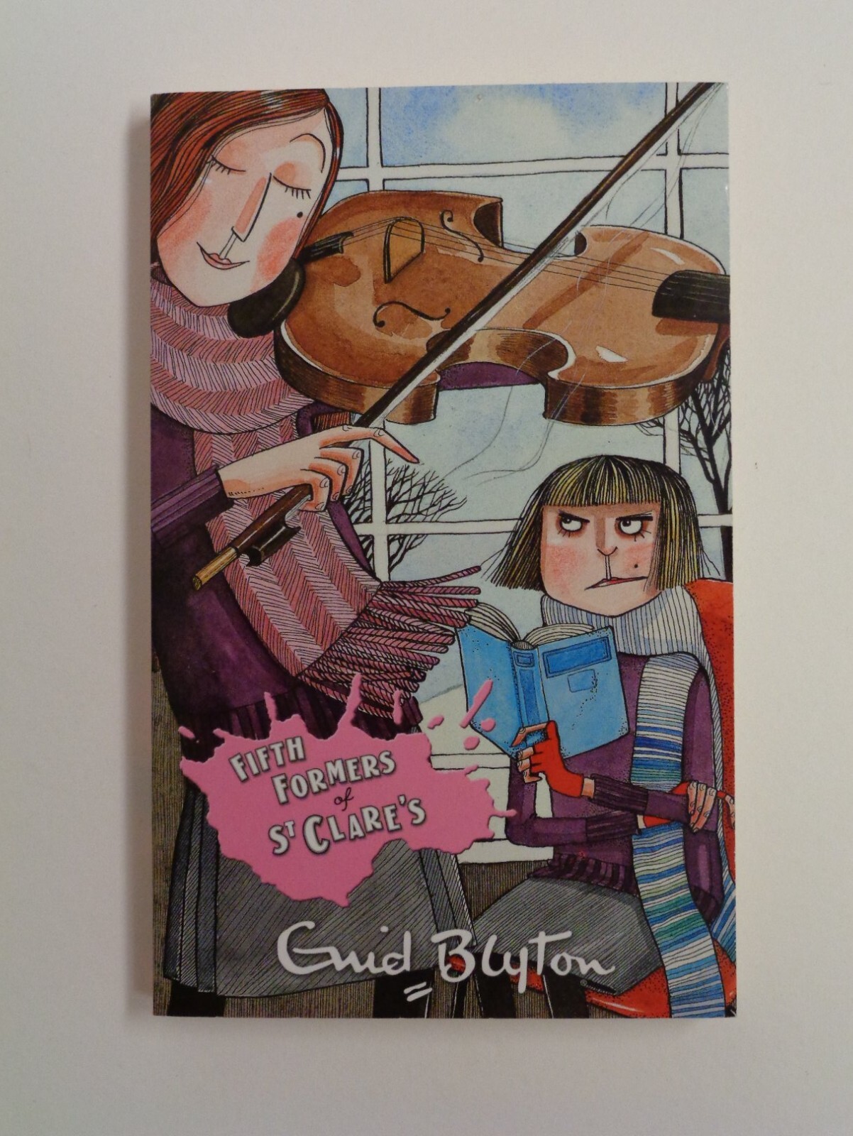 Enid Blyton St Clare's Book No.8: Fifth Formers At St Clare's Paperback Book