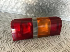 Feu arrière Ford COURRIER