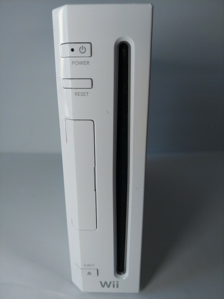 NINTENDO Wii. RVL.-001 WHITE CONSOLE ONLY. NO CABLES