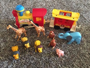 fisher price zoo train giraffe elephant monkey