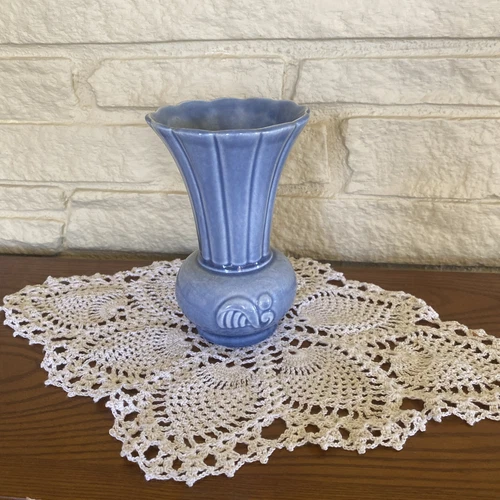 Vintage REDWING Pottery Vase, Art Deco Era, Redwing Bud Vase # 947, 6.5" tall