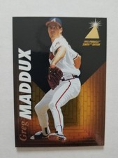 1995 Pinnacle Zenith Edition Greg Maddux #37 Atlanta Braves