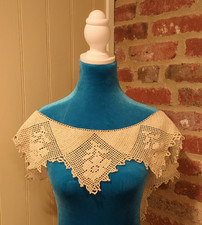 Vintage Hand Crocheted Collar