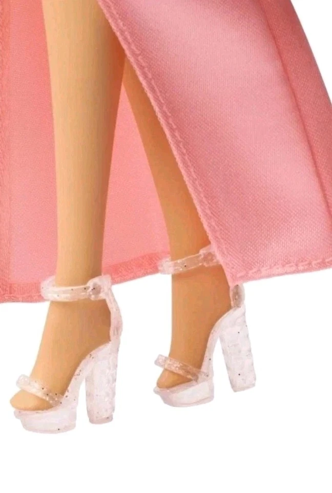 Barbie 80 Aniversario MUÑECA NOCHE ENCANTADA en Replay The Classics 2025 Foto 4 de 4