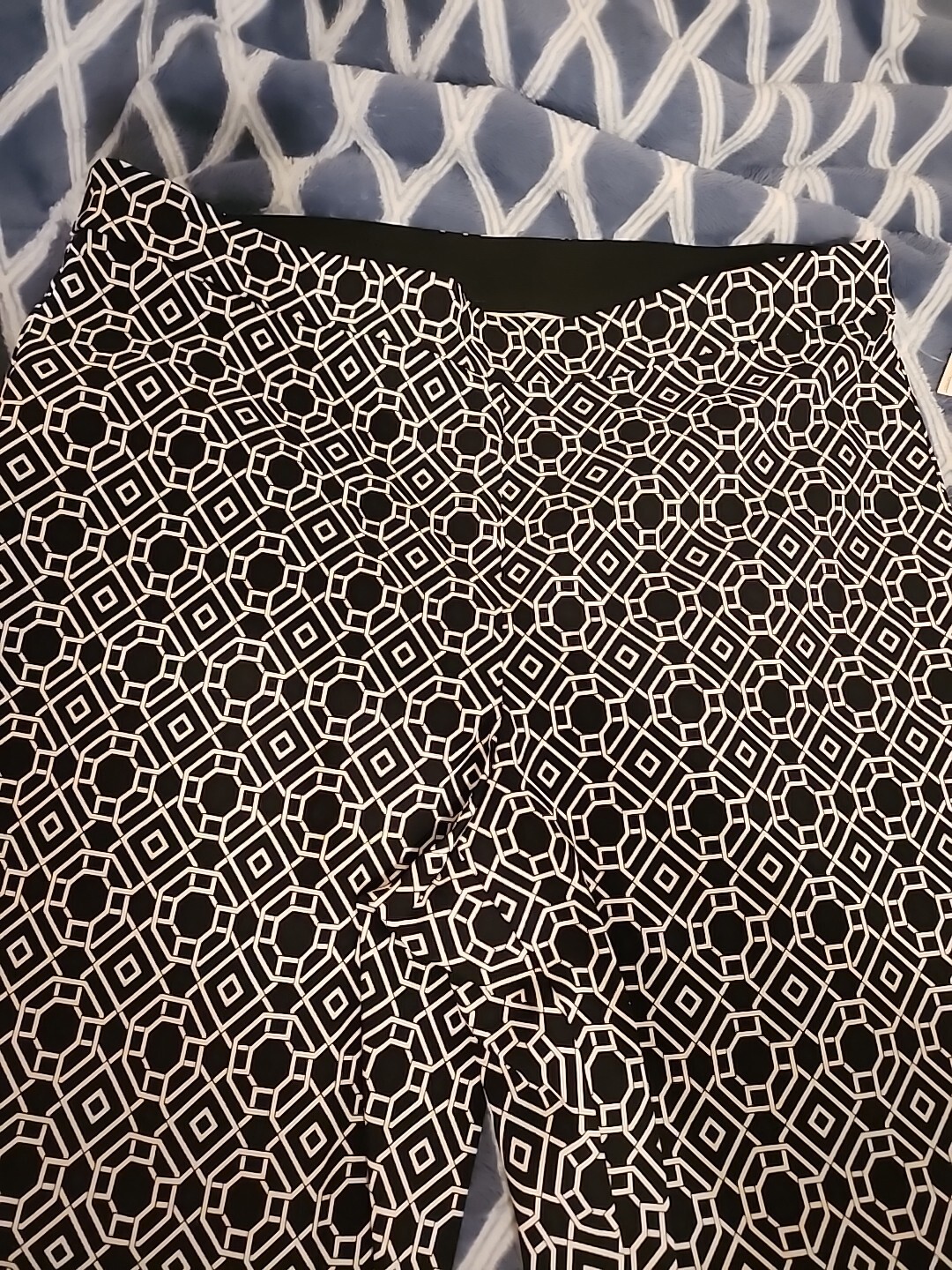 Picture 2 of 3