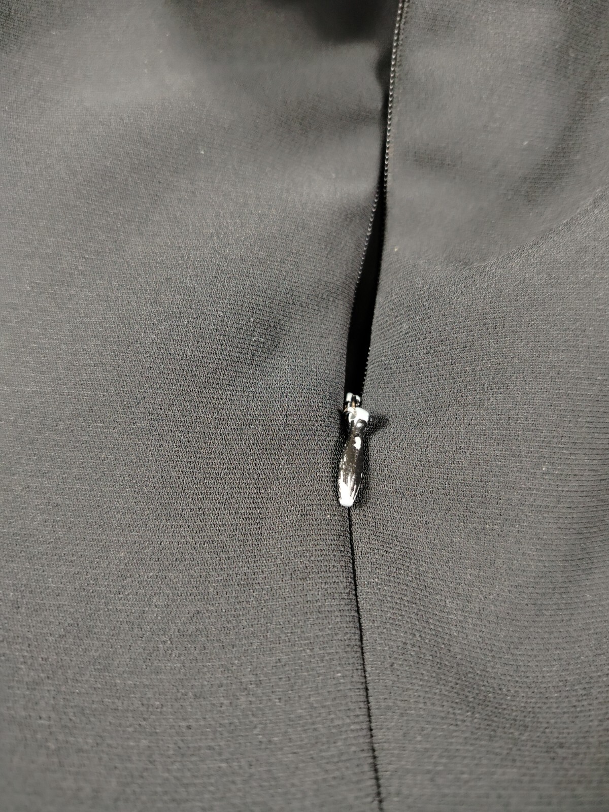 Tahari Skirt Women's 10 Black Pleated Ruffles Corpcore Professional Office