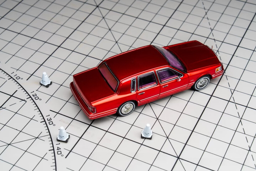 Hoppos 1/64 Lincoln towncar 90 精密ミニカー Hoppos 1/64 Lincoln towncar 90 精密ミニカー
