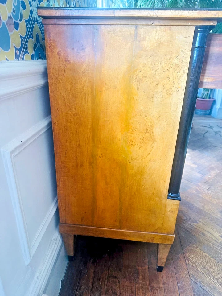 古董 Biedermeier 抽屉柜,c. 1860 年 – 果木 Veneer,带图案装饰 — 第 4/4 张图片