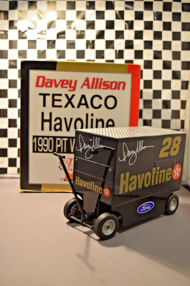 Action RCCA Davey Allison #28 Texaco Havoline Pit Wagon Bank 1990 escala 1:16 Foto 2 de 4