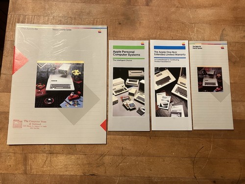 Sistema informático personal Apple iie 1982 4 folletos de venta folleto ¡En muy buena condición!