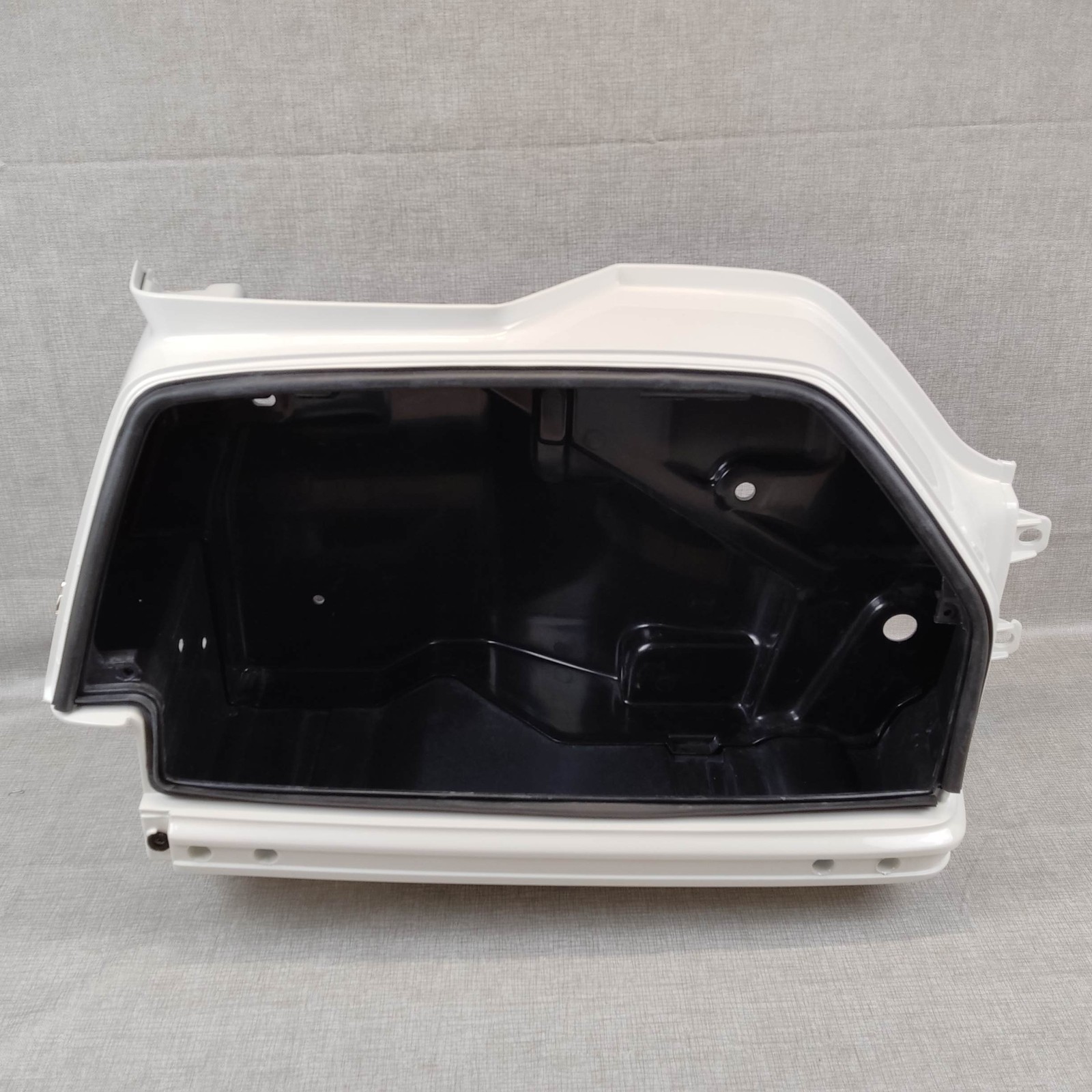 Sacoche droite GL1500 HONDA noire type10 d'origine pour moto de 1999