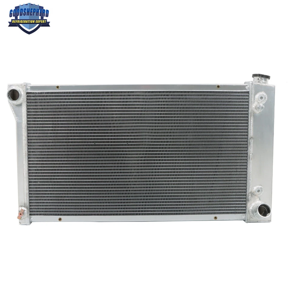 Radiador CC369 4 filas para camioneta Chevy C10 C20 C30 K10 K20 Gmc C2500 K3500 67-72 Foto 3 de 4
