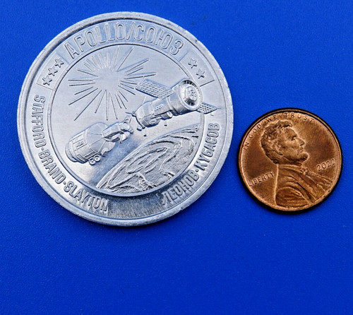 NASA Coin / MEDALLION **FLOWN Metal** APOLLO Soyuz Coho - '75 Flight Awareness
