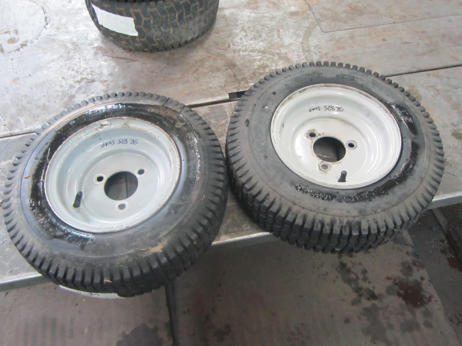 SNAPPER+SR825+PAIR+SET+REAR+WHEELS+AND+TIRES+4.80%2F4.00-8 for sale ...