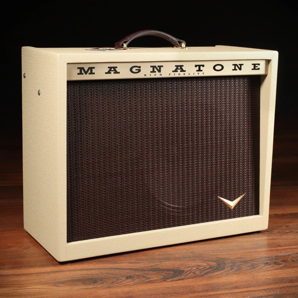 Magnatone on sale varsity amp