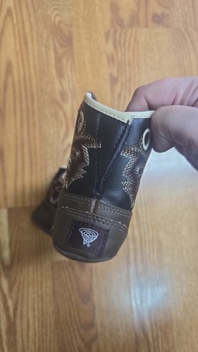 Baby Boots - Picture 3 of 6