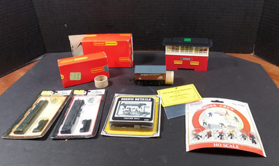 Hornby Railways Ramsgate Signal Box & Lime Wagon, Switches, Scenery Items HO