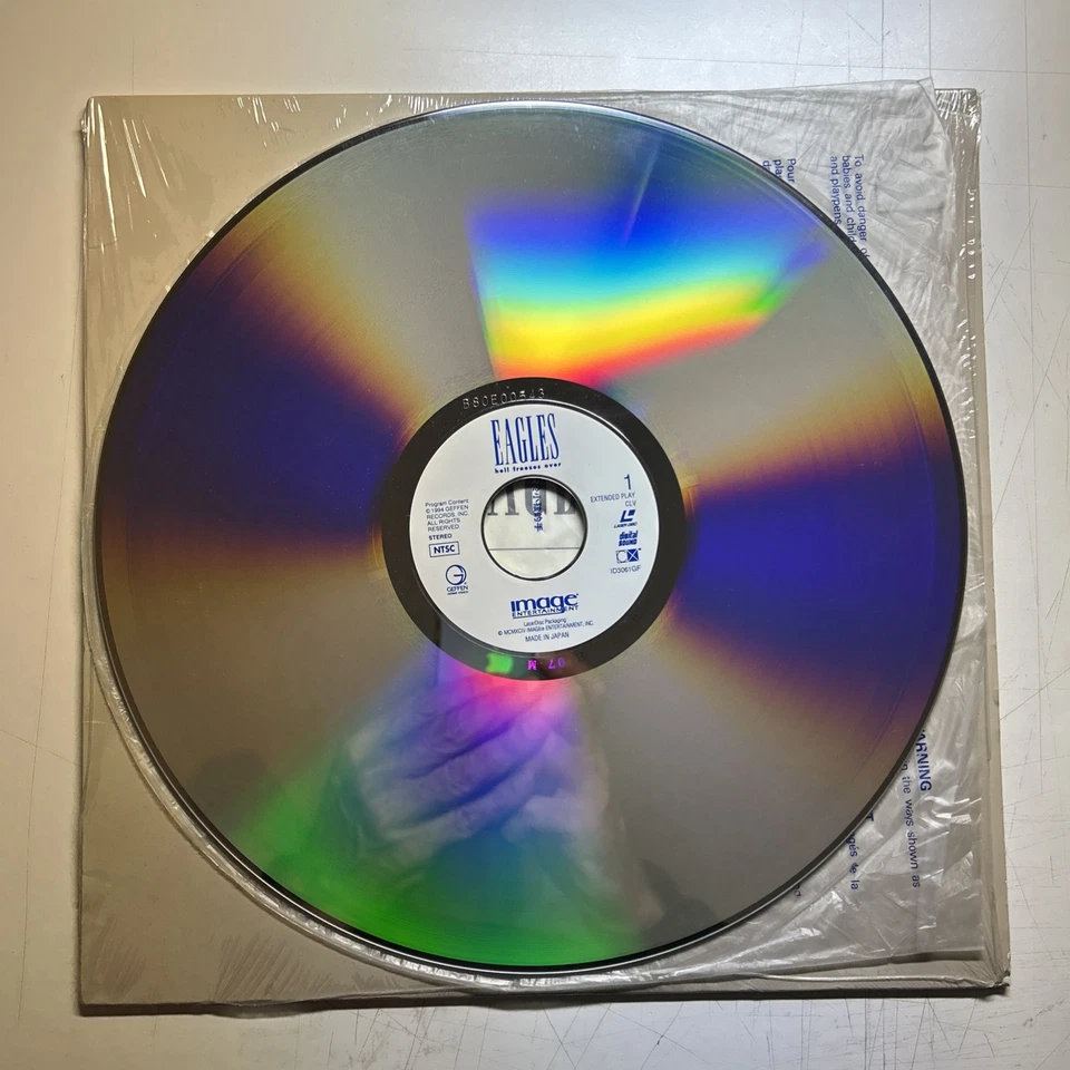 Eagles - Hell Freezes Over LaserDisc NTSC Stereo - Image 3 of 4